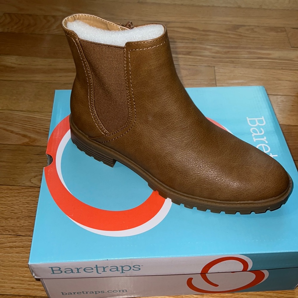 BareTraps Women's Tan Ankle Boots